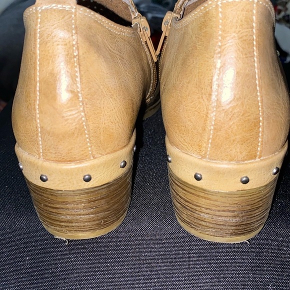 BOUTIQUE BY CORKYS WO SIZE 10 ANKLE BOOTS INSIDE ZIPPER GOOD CLEAN CONDIRION - Picture 5 of 10